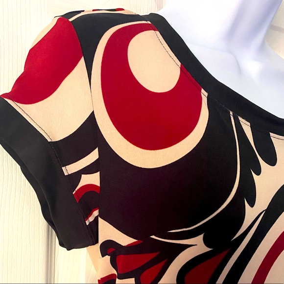 Sleek and flattering dress. Gorgeous colors. Size 8 🖤♥️🖤♥️ - Picture 5 of 10